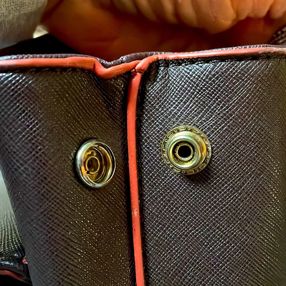 EUC Adrienne Vittadini Bag - Picture 11 of 11